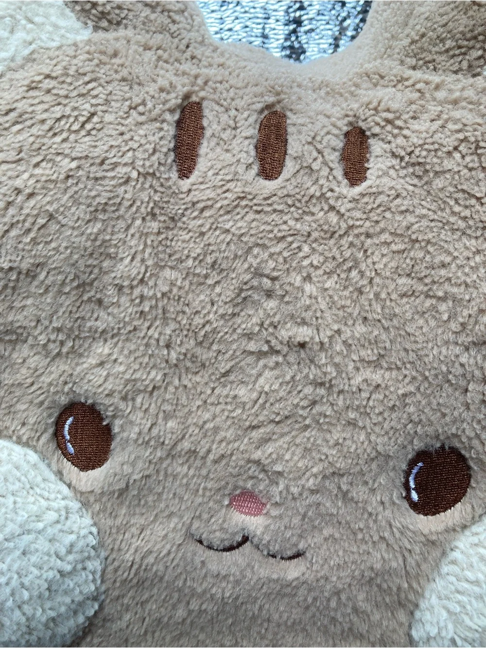Plush Cat Cushion Pillow - Beige Soft Pet-Themed Comfort
